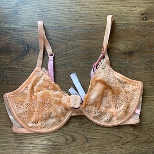 Victoria’s Secret unlined bra
